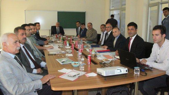 Van Valisi Murat Zorluoğlu Başkanlığında Van´ın eğitim yatırımları masaya yatırıldı