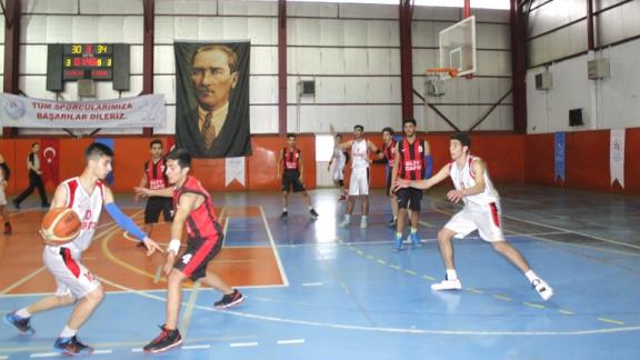 Basketbol il birinciliği müsabakaları İskele YİBOda yapıldı