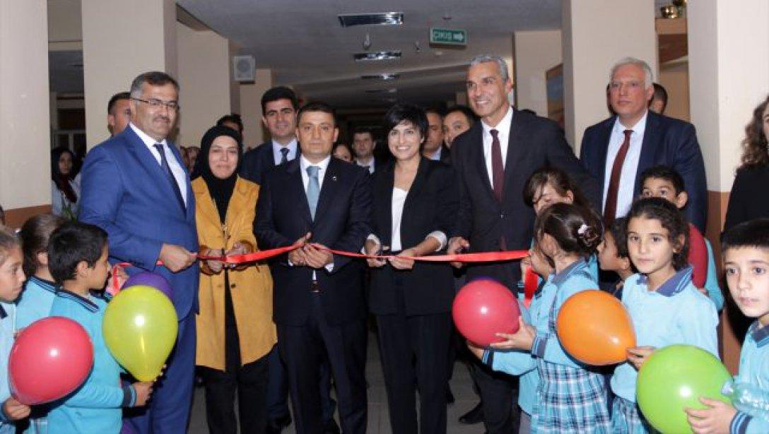 Erciş'teki otizmli çocuklar için özel sınıf açıldı