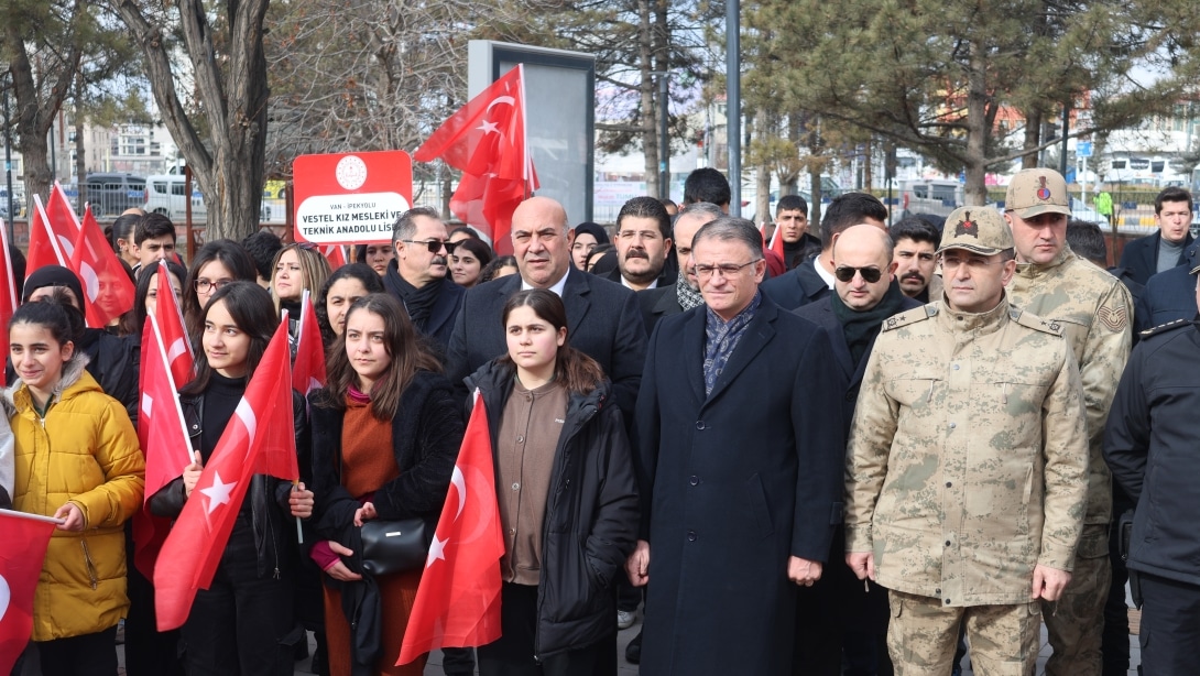 MÜDÜRLÜĞÜMÜZCE DÜZENLENEN PROGRAMDA 120 KAHRAMAN ÇOCUK TÖRENLE ANILDI